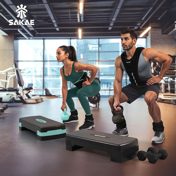 SAKAE Aerobics Step Platform Set with Weighted Vest & Measuring Tape, Adjustable Height 2 Level Risers Workout Step Trainer with Non-Slip Surface, Step Platform for Home Exercise, Multiple Colors