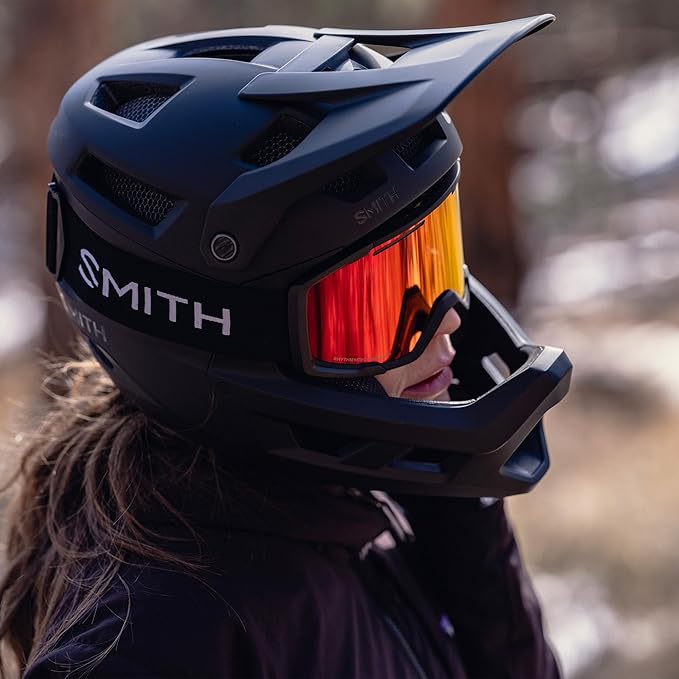 SMITH Mainline MTB Cycling Helmet – Downhill Certified Adult Enduro Mountain Bike Helmet with Koroyd + MIPS Technology – Lightweight Impact Protection for Men & Women – Matte Black, Small