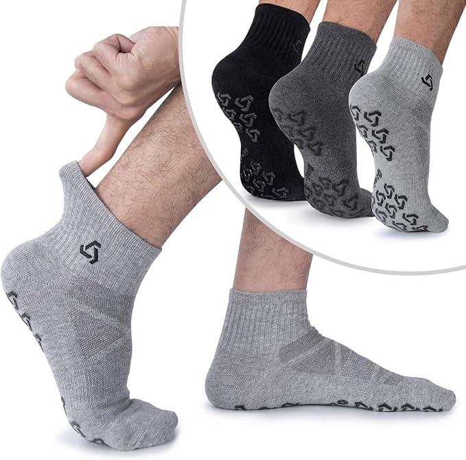 Ozaiic Non Slip Socks Grip for Yoga Home Workout Pure Barre, Pilates, Hospital, Ideal Cushion Socks for Men and Women