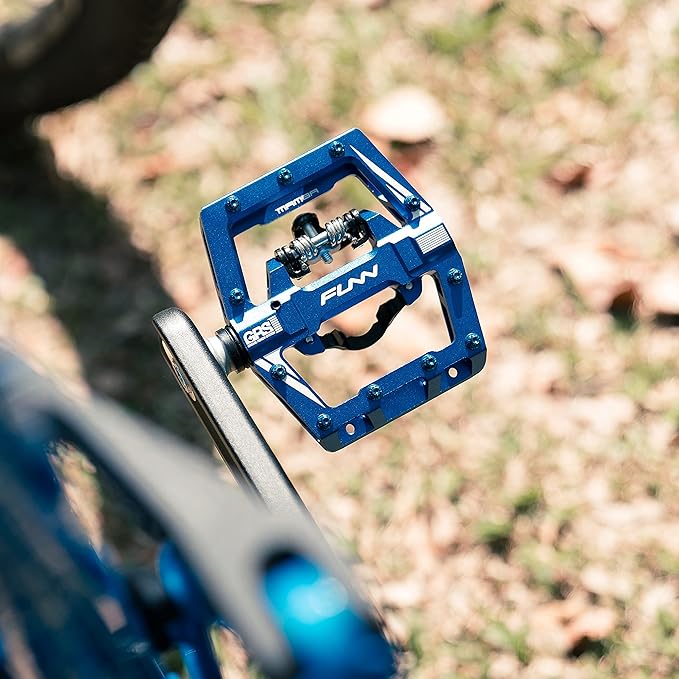 Funn Mamba S MTB Clipless Pedals, Single Sided Clip Mountain Bike Pedals, Compatible with SPD Cleats, 9/16-Inch CrMo Axle Bicycle Pedals for MTB/BMX/Gravel Cycling