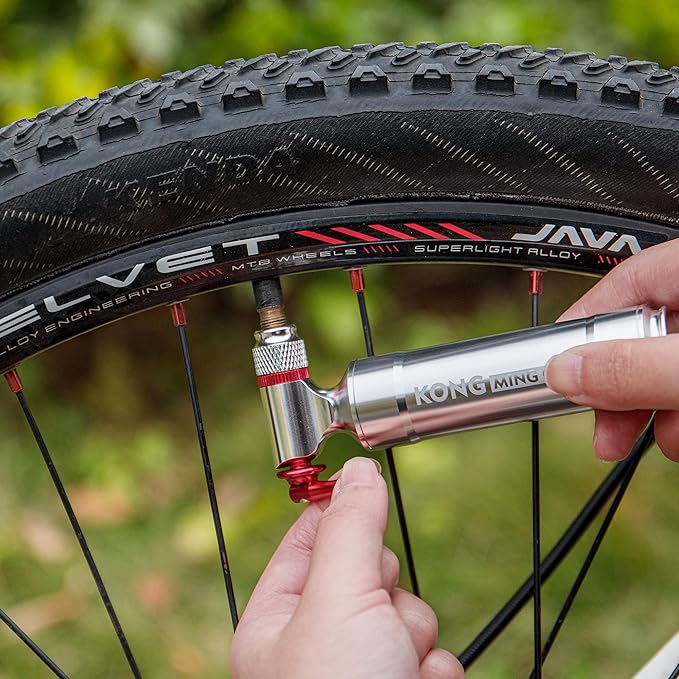 CO2 Inflator Kits with 6 X 16g / 25g CO2 Threaded Cartridges for Bike Tires, Presta and Schrader Valve Compatible, CO2 Bike Tire Pump for Mountain and Road Bicycles